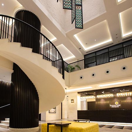 Lemon Tree Premier City Center Пуна Экстерьер фото