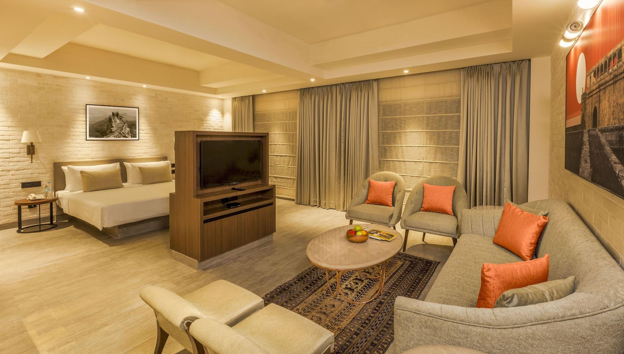 Lemon Tree Premier City Center Пуна Экстерьер фото