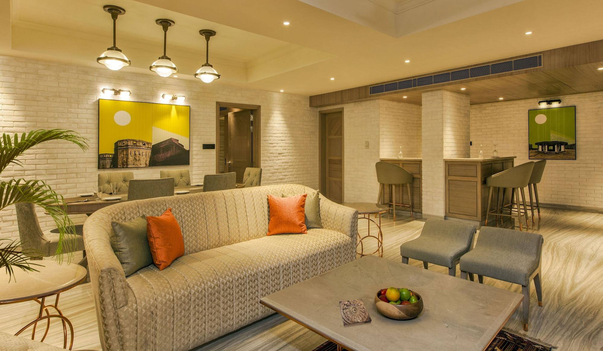 Lemon Tree Premier City Center Пуна Экстерьер фото